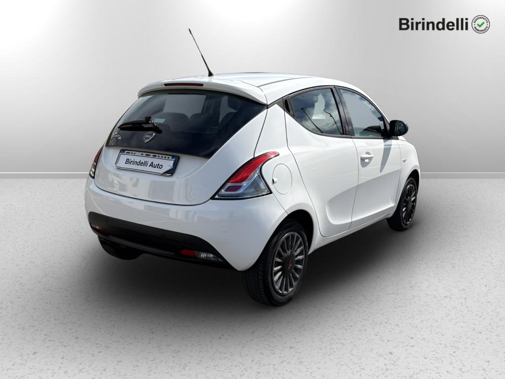 LANCIA Ypsilon 3ª serie - Ypsilon 1.2 69 CV 5 porte Elefantino