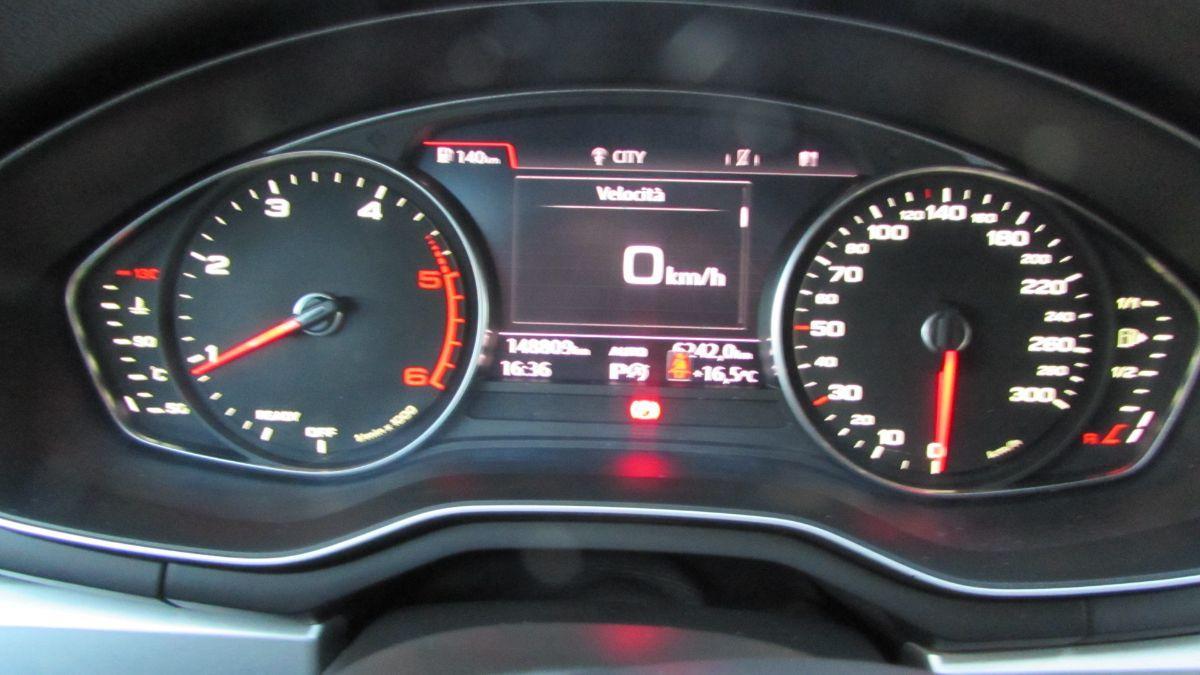 AUDI - A4 Allroad Allroad 40 2.0 tdi 190cv s-tronic