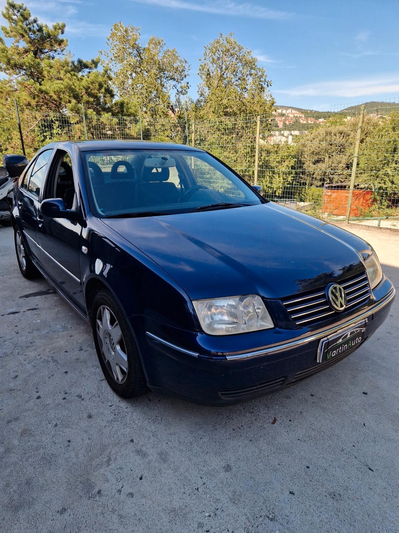 Volkswagen Bora 1.6 16V Benz - 105CV