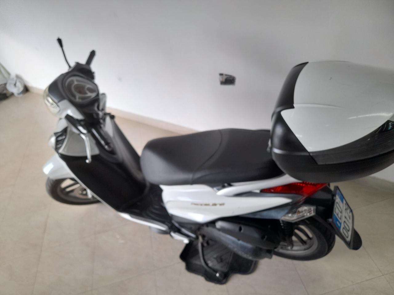 Kymco People One CLASSIC