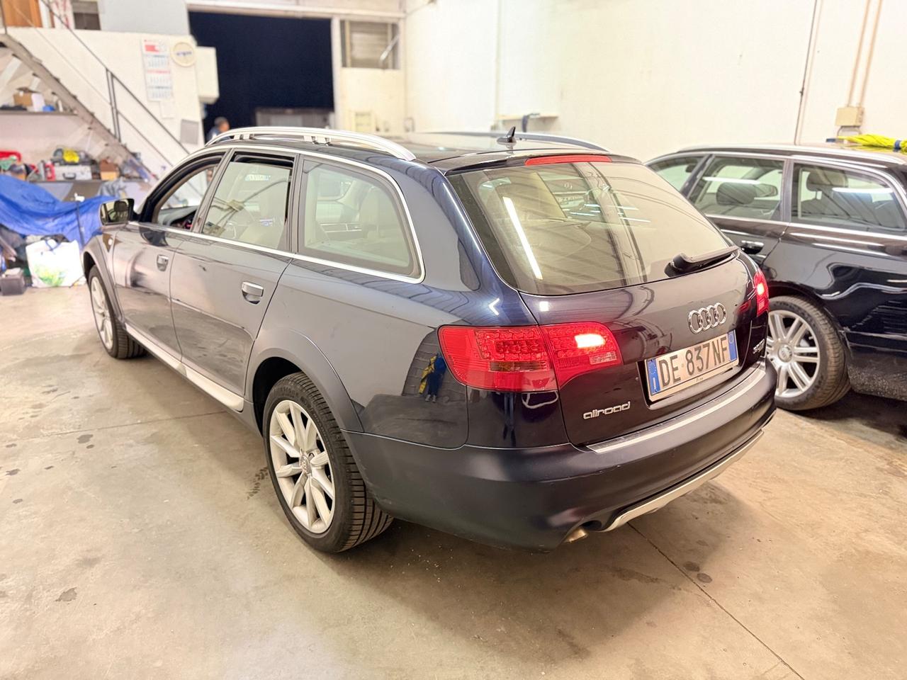 Audi A6 allroad 3.0TDI V6 4x4 full optional