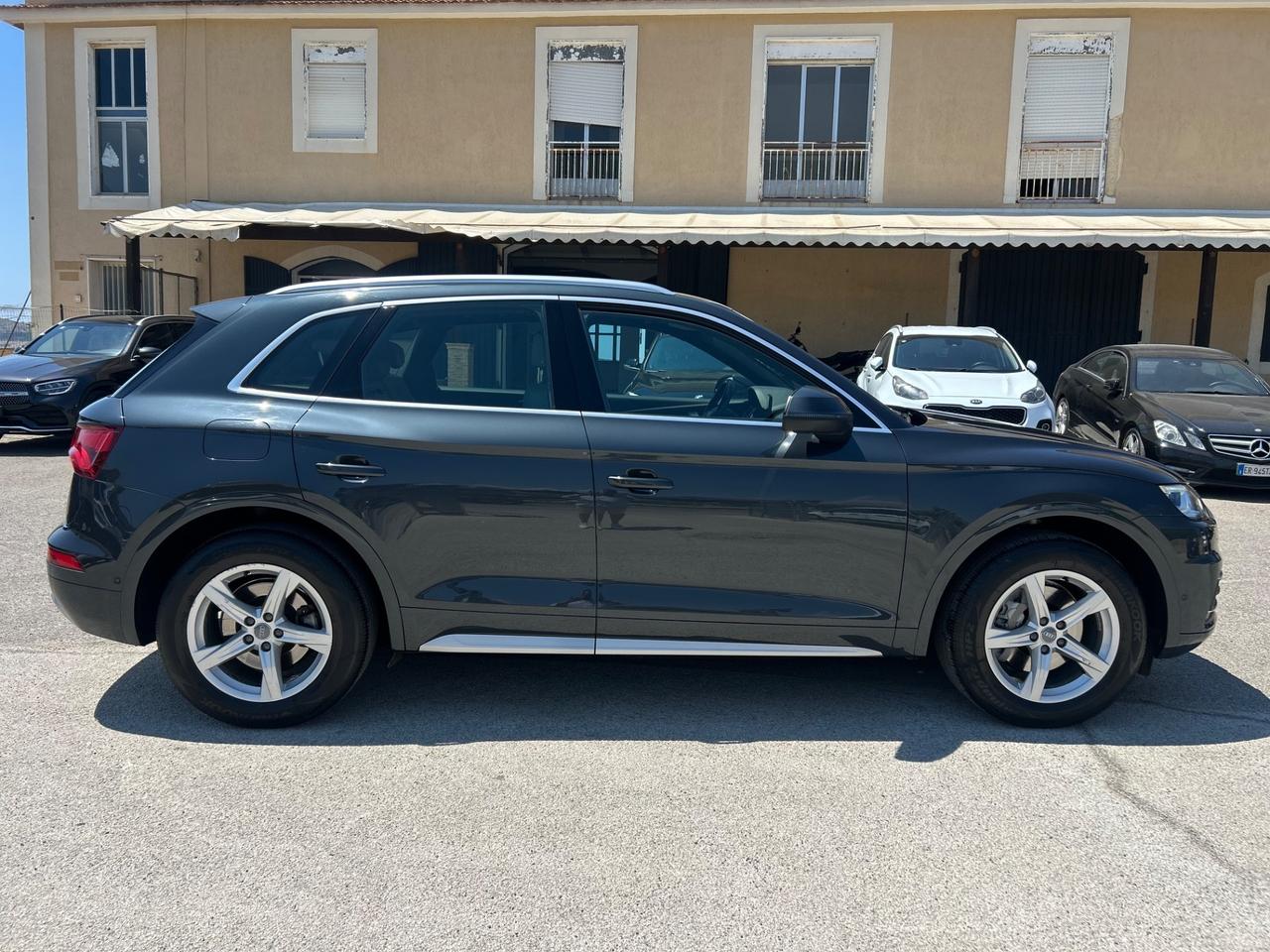 Audi Q5 2.0 TDI 190 CV quattro S tronic Business Sport