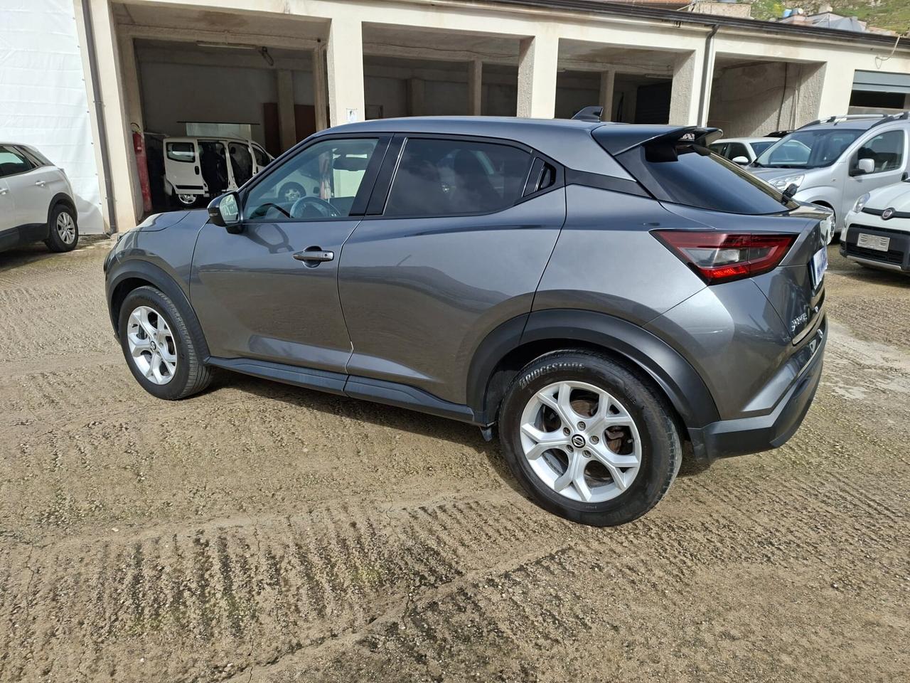 Nissan Juke 1.0 DIG-T 114 CV DCT N-Connecta