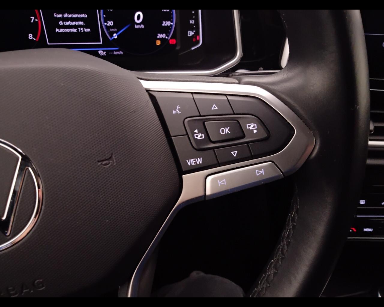 VOLKSWAGEN T-Roc I 2022 - T-Roc 1.0 tsi R-Line 110cv