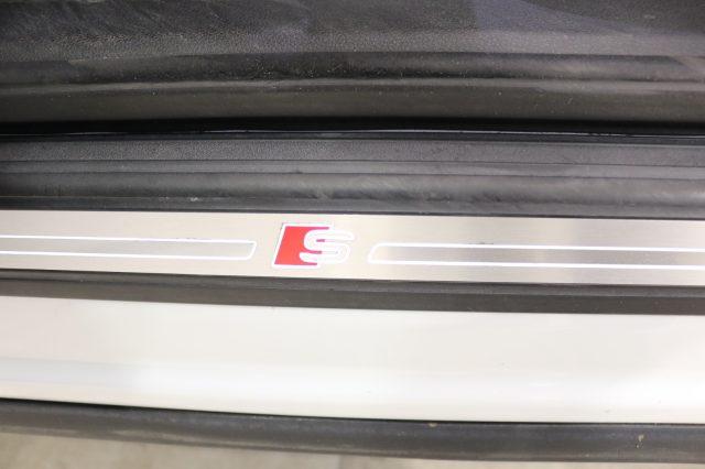 AUDI Q5 50 TFSI e quattro S tronic S-LINE INT EST