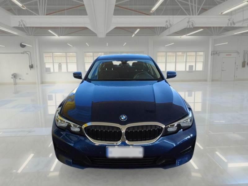 BMW 320 Business Advantage aut. 4 PORTE BERLINA