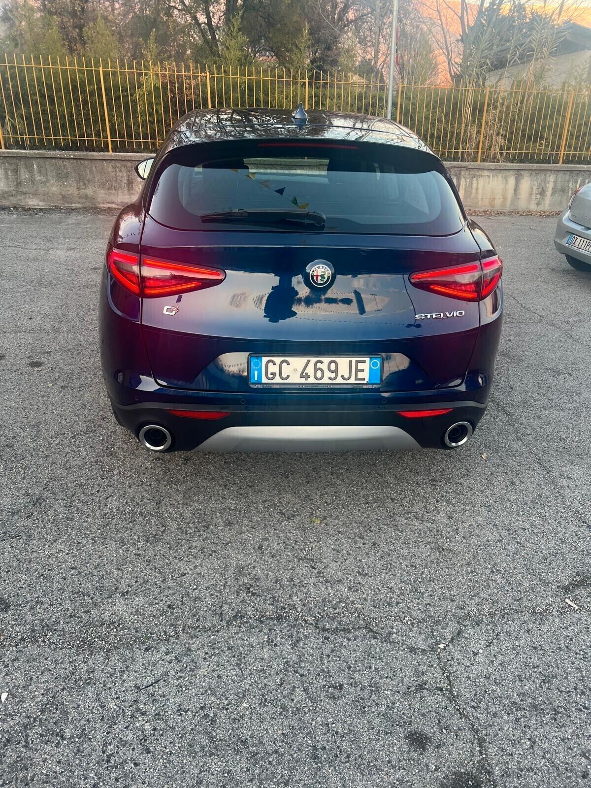 Alfa Romeo Stelvio 2.2 Turbodiesel 190 CV AT8 Q4 Business