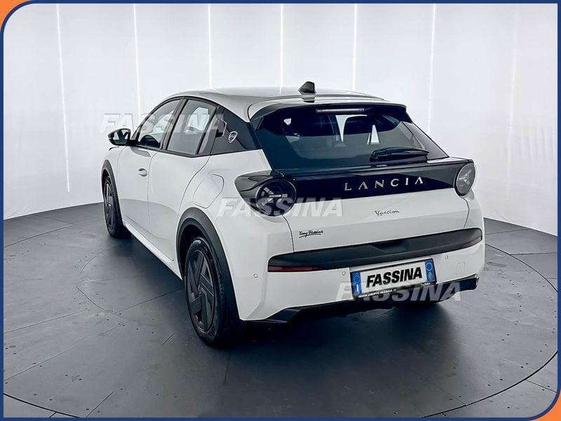 Lancia Ypsilon Ypsilon Hybrid e-DCT