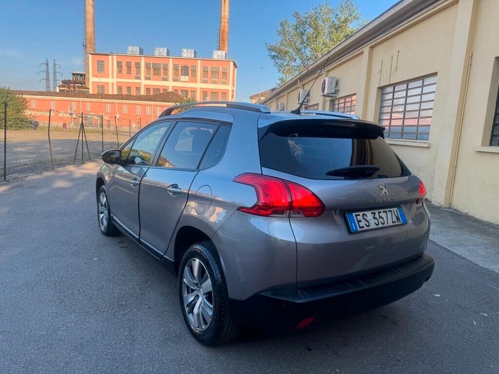 Peugeot 2008 1.2 VTi 82CV Allure