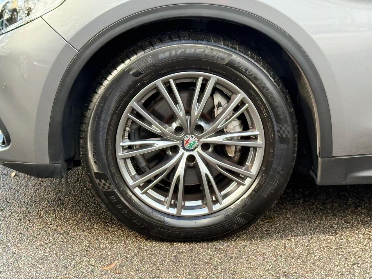 Alfa Romeo Stelvio 2.2 Turbodiesel 190 CV AT8 Q4 B