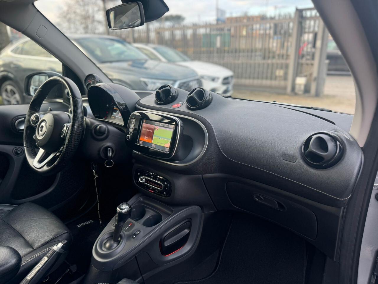 Smart ForTwo BRABUS 0.9 Turbo twinamic cabrio