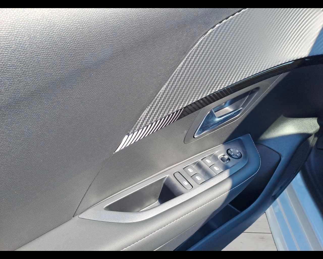 PEUGEOT 208 5P - Allure Turbo Benzina 100cv