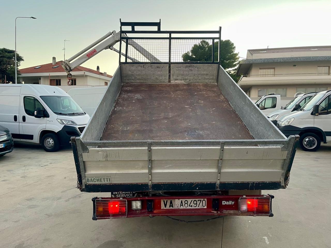 Iveco Daily 35.12 Cassone Ribaltabile e Grù Bonfiglioli