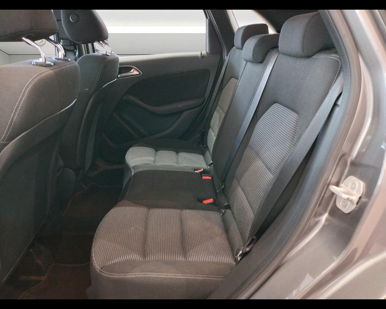 MERCEDES Classe B (T246/242) B 180 CDI Automati...