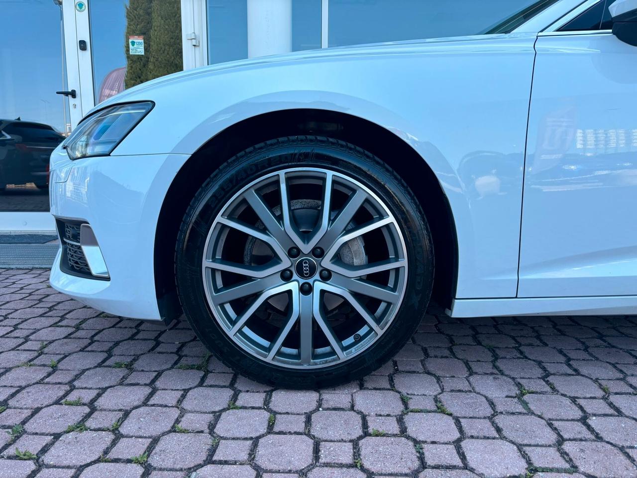 Audi A6 Avant 40 2.0 TDI S tronic Business