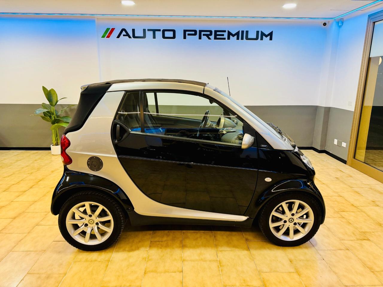 Smart ForTwo 700 cabrio (45 kW) Clima - Centralizzata