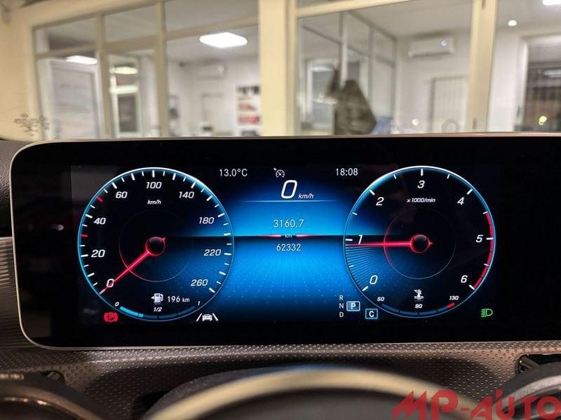 Mercedes-Benz Classe A A 180 d Automatic Sport SEDILI SPORTIVI - TETTO APRIBILE