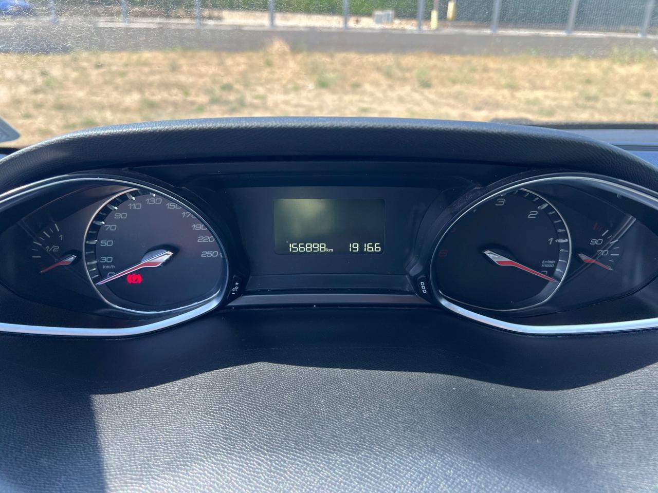 Peugeot 308 1.6 HDi 120 EAT6 SW Allure | 2016