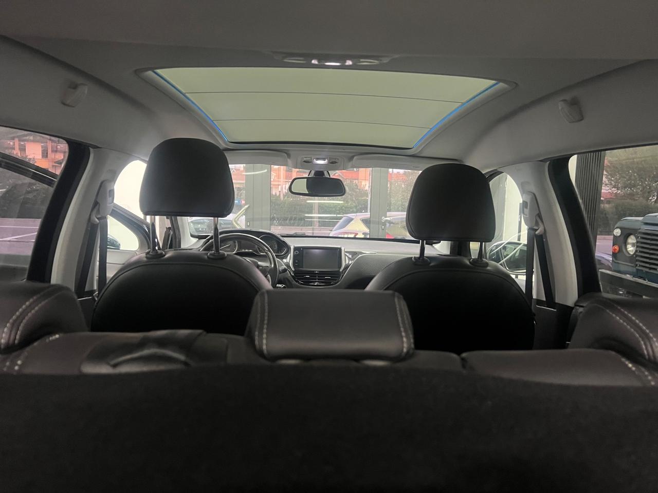 Peugeot 2008 1.6 e-HDi 92 CV Stop&Start Allure