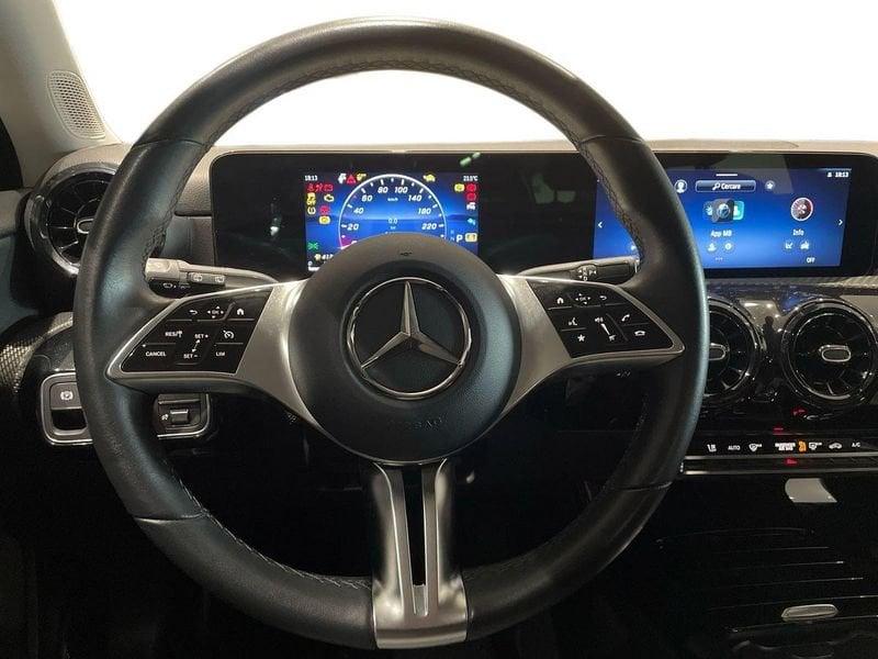 Mercedes-Benz Classe A A 180 d Advanced auto