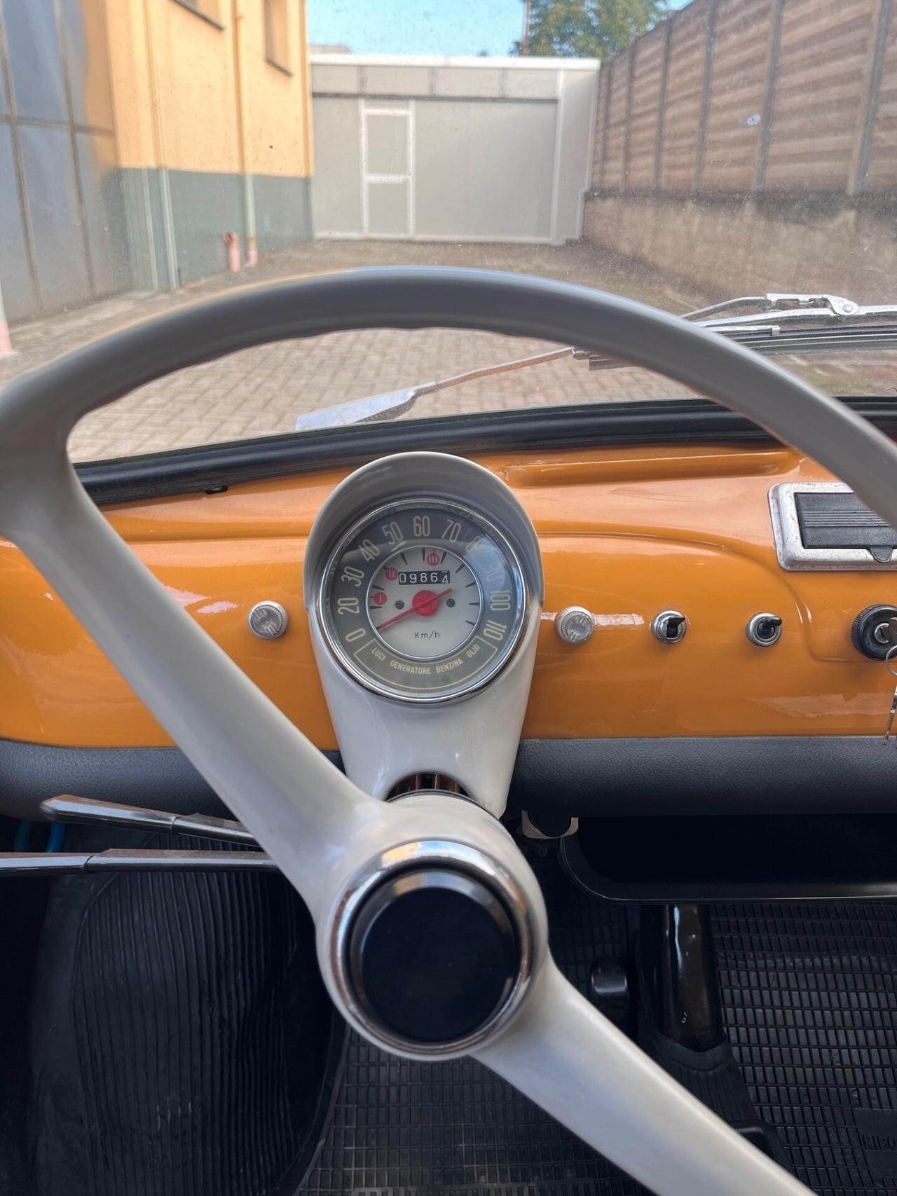 Fiat 500 F 8 Bulloni del 1966