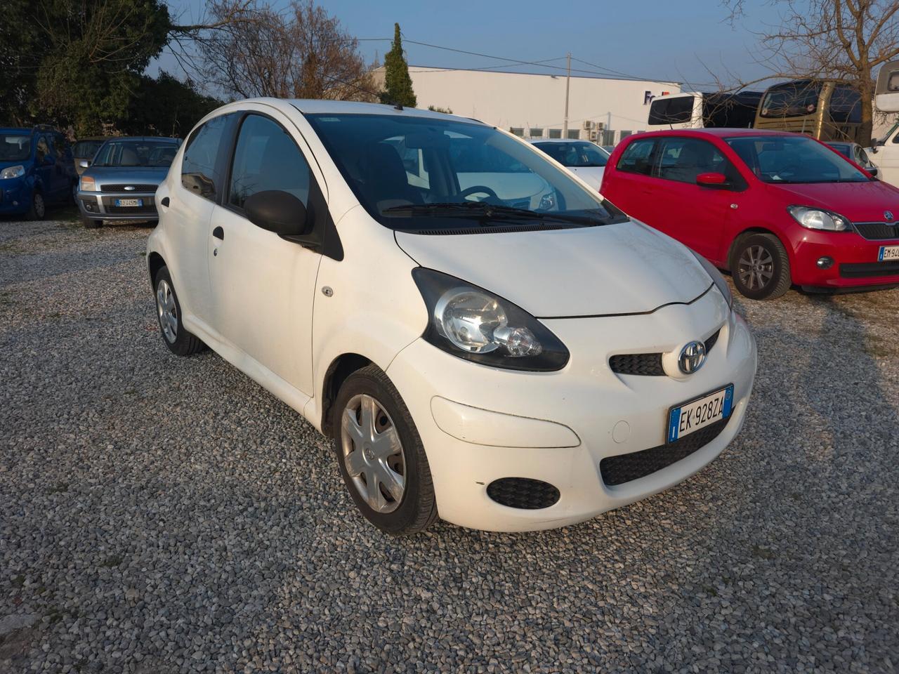 Toyota Aygo 1.0 12V VVT-i 5 porte Sol Connect
