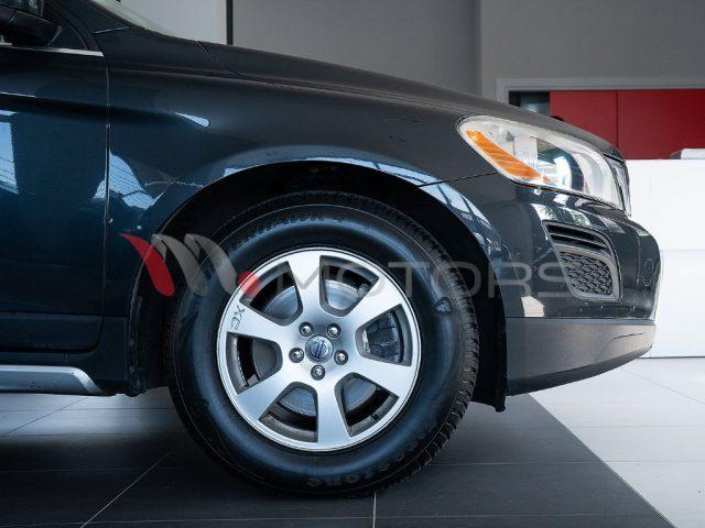 VOLVO XC60 2.4 d3 Momentum AWD 163 CV Geartronic