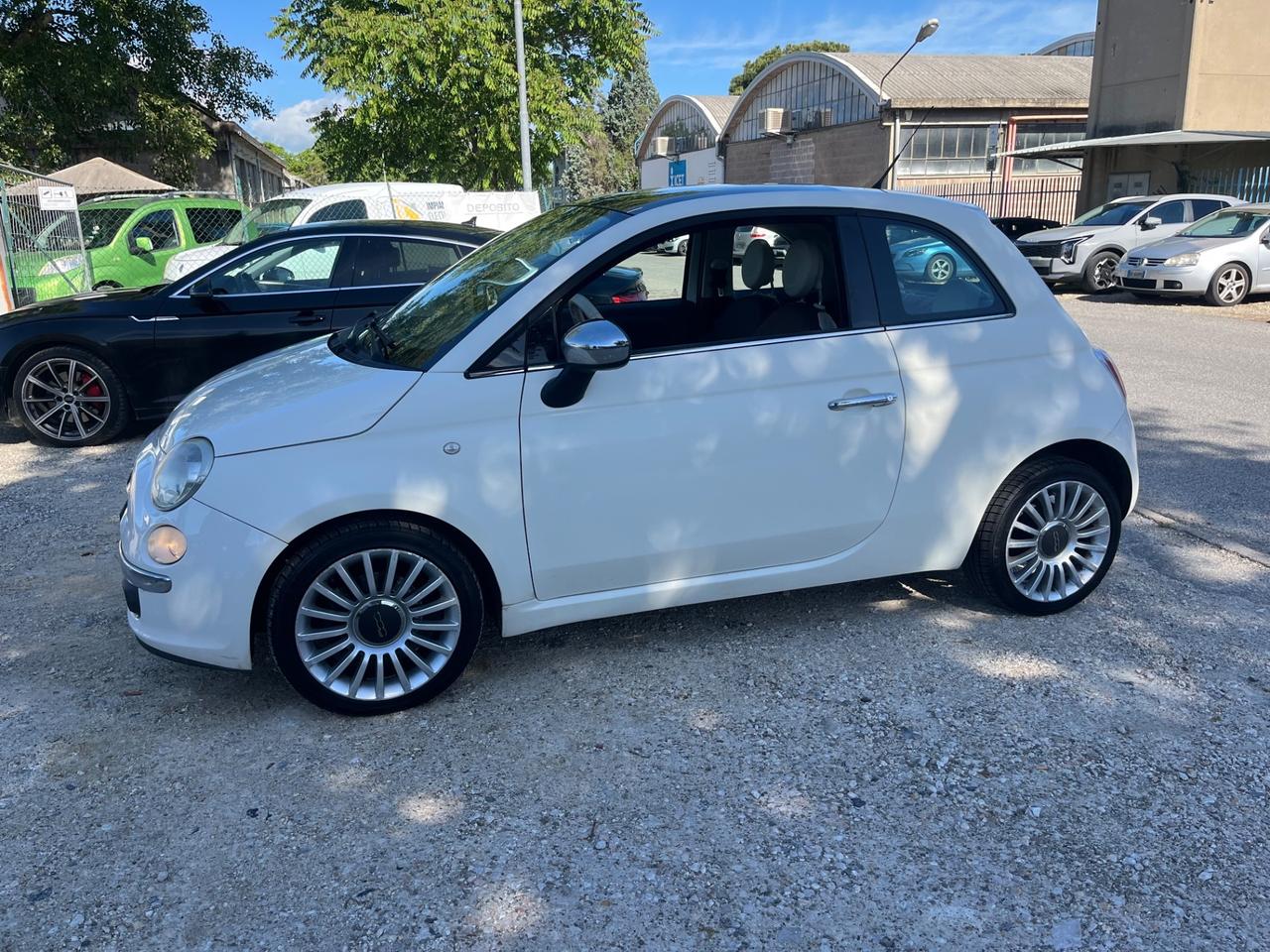 Fiat 500 0.9 TwinAir Turbo Lounge 2011 137.000 KM