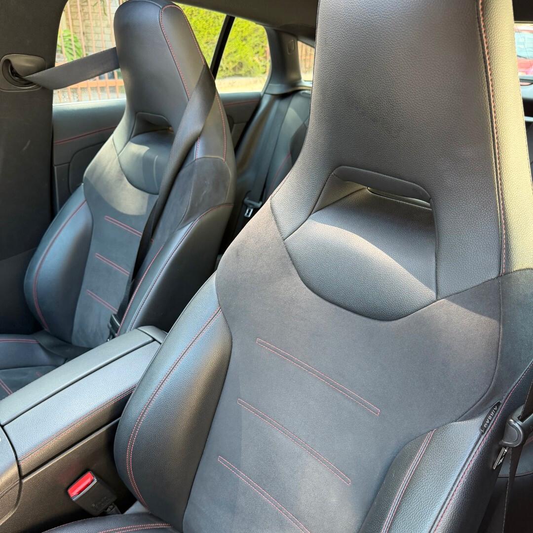 Mercedes-benz CLA 200 d Automatic Premium