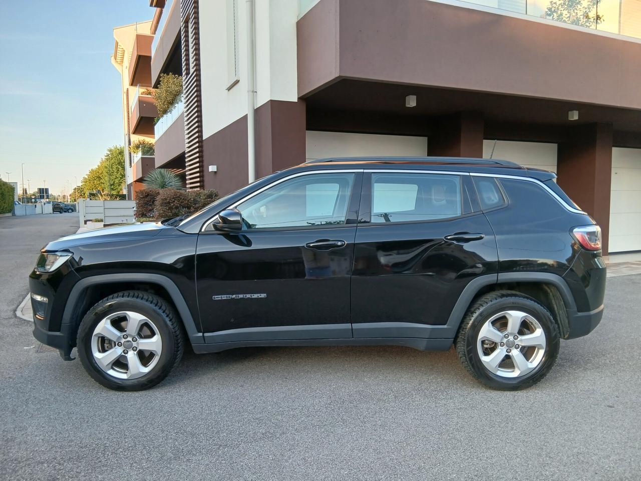 Jeep Compass 1.6 Multijet II 2WD Longitude Full Optional tua a € 199 mese