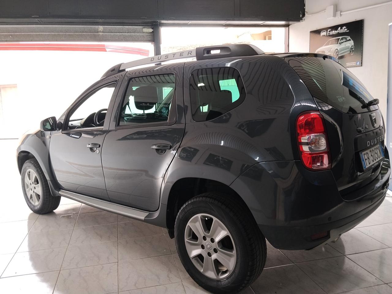 Dacia Duster 1.5 diesel 2016 CON GARANZIA
