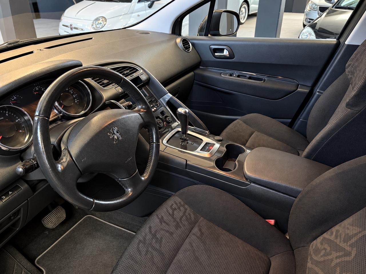 Peugeot 3008 1.6 HDi 110CV - CAMBIO AUTOMATICO
