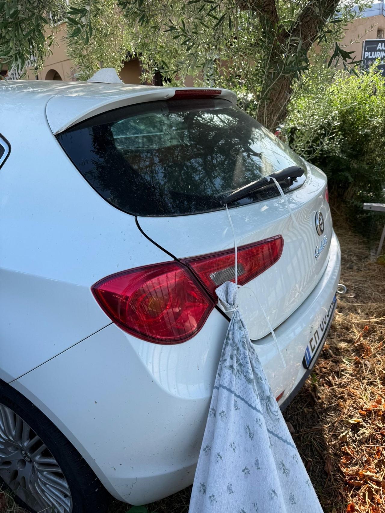 Alfa Romeo Giulietta CINGHIA DISTRIBUZIONE ROTTA