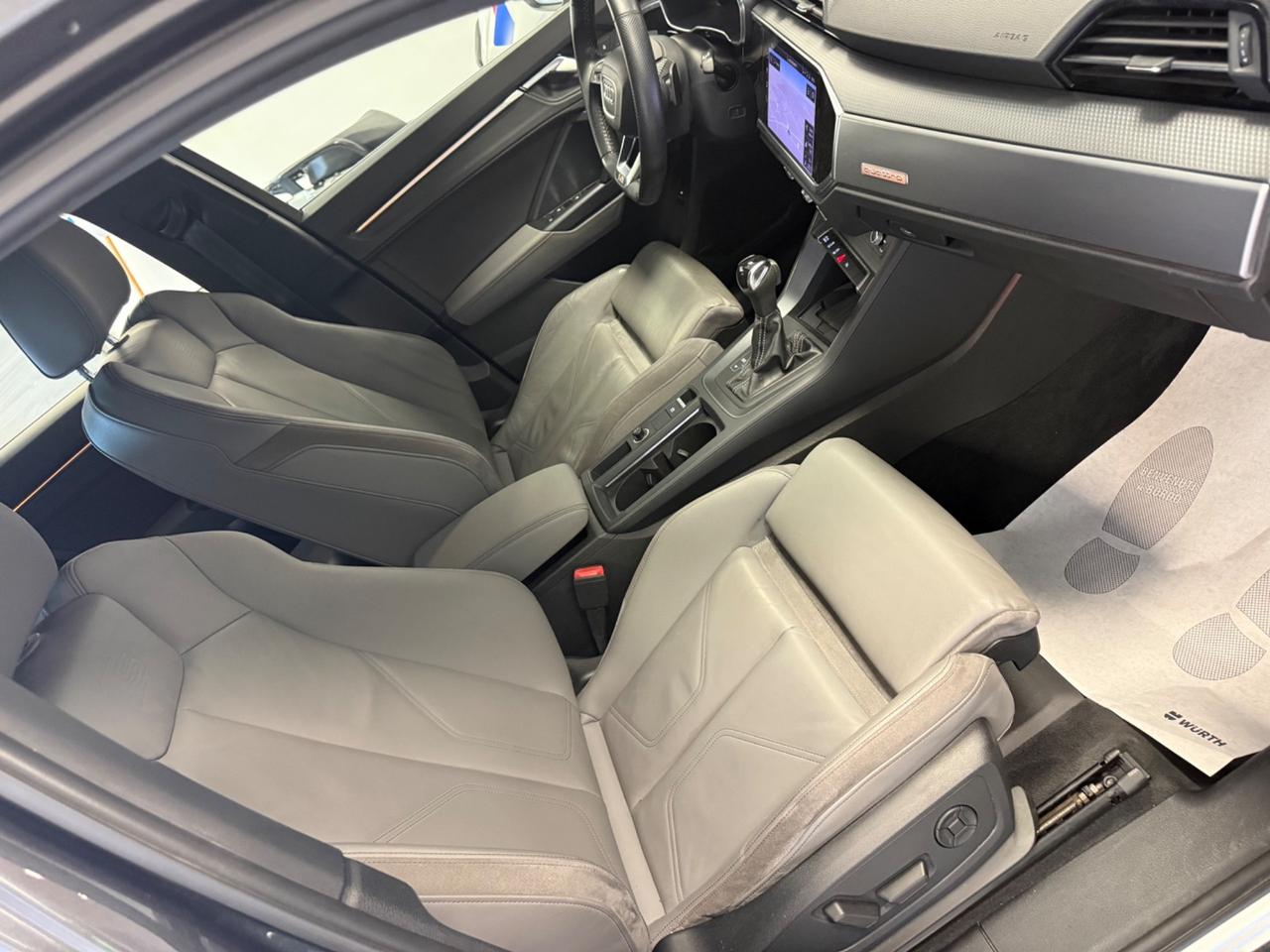 Audi Q3 40 TDI quattro S tronic line edition Sportback