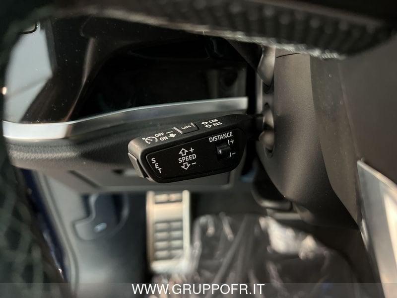 Audi Q3 SPB 35 TDI S tronic Identity Black