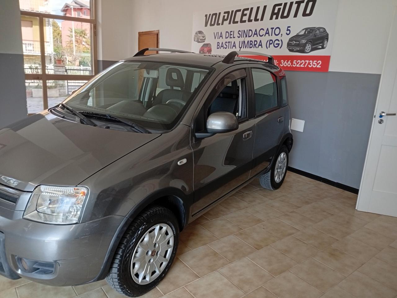 FIAT PANDA 2012 BZ 4X4 ADATTA NEOPATENTATI KM 140MILA