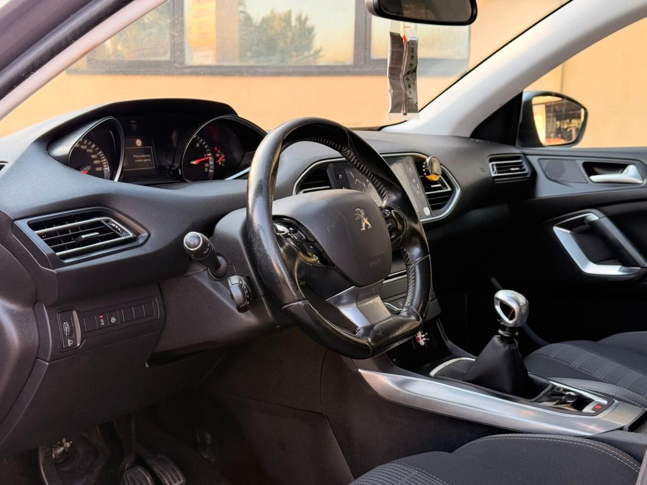 Peugeot 308 BlueHDi 120 S&S Active