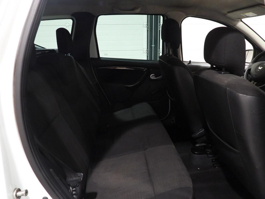 Dacia Duster 1.6 Laureate 4x2