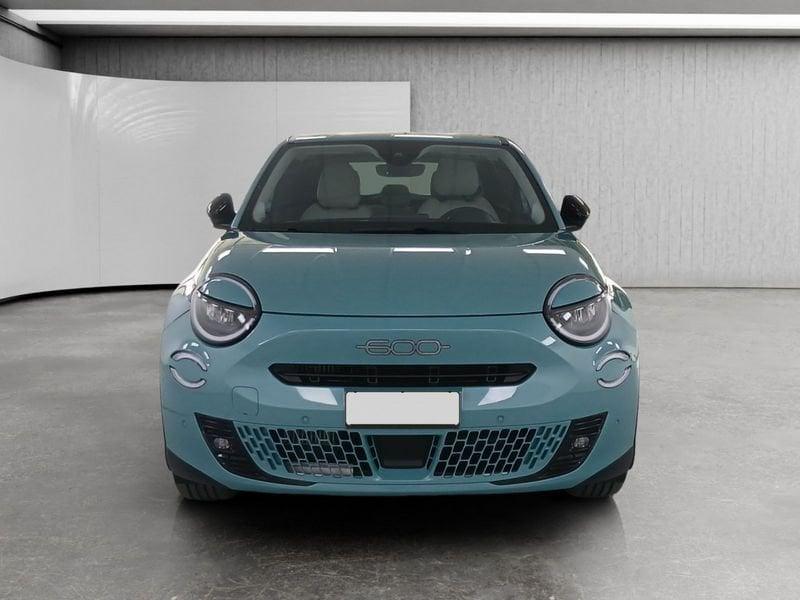 FIAT 600 1.2 hybrid La Prima 110cv auto