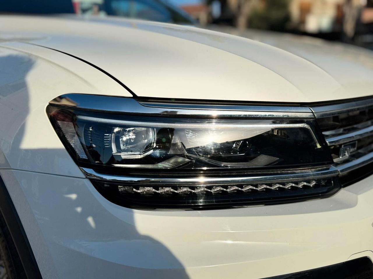 Volkswagen Tiguan 2.0 TDI SCR DSG R LINE