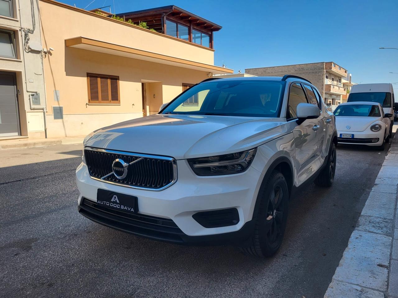 Volvo XC40 D3 Geartronic Business+Cerchi Black+Retrocamera+Fari Led..