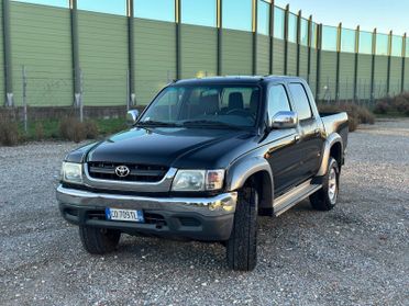 Toyota Hilux 2.5 D-4D 4WD 4p.Double Cab Pup.SR5