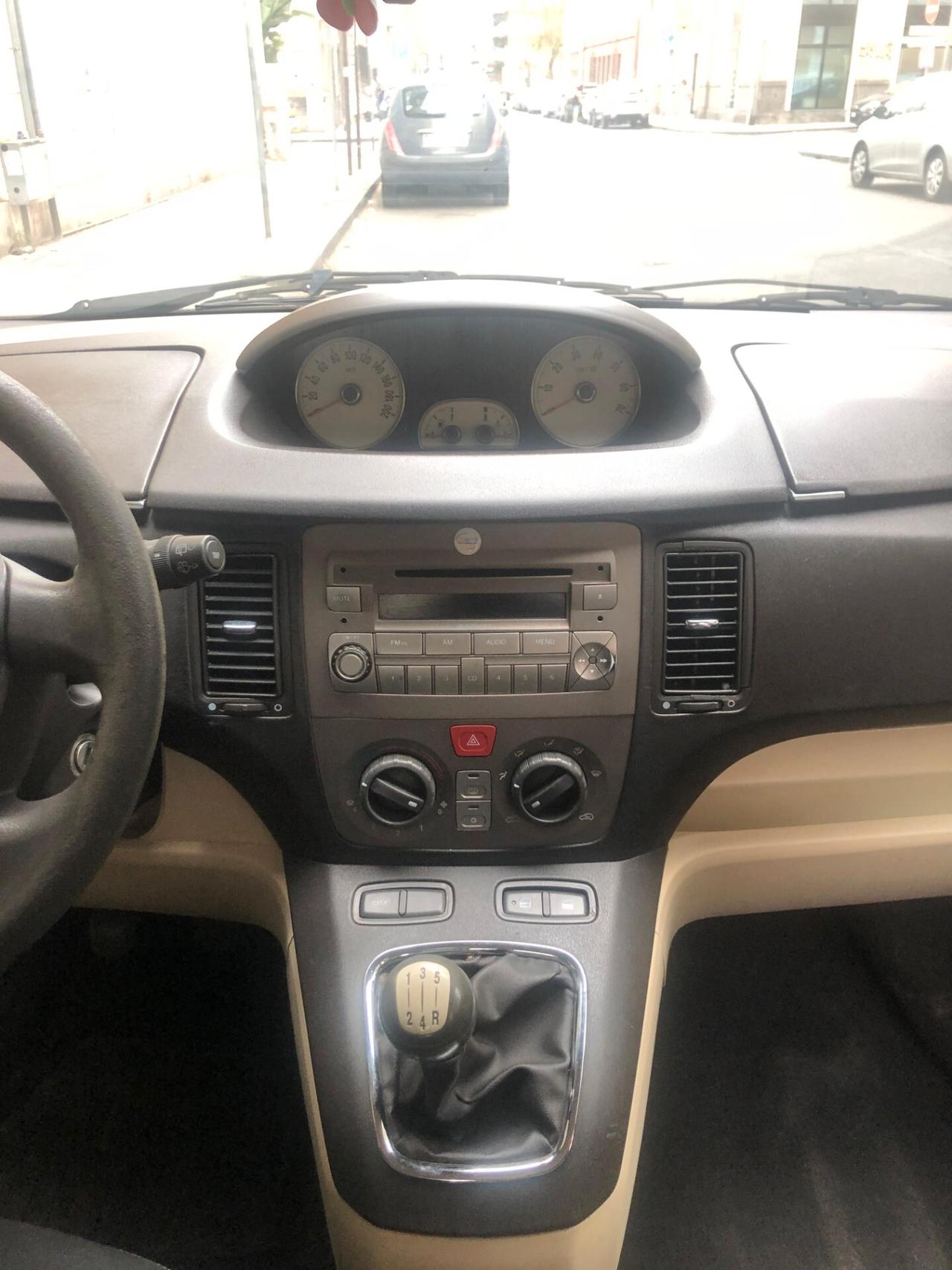 Lancia MUSA 1.3 Multijet 16V 90 CV Platino Plus