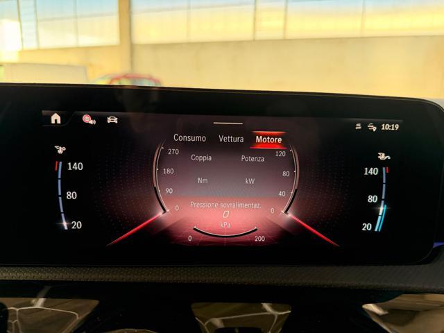 MERCEDES-BENZ A 200 Automatic AMG Line Premium