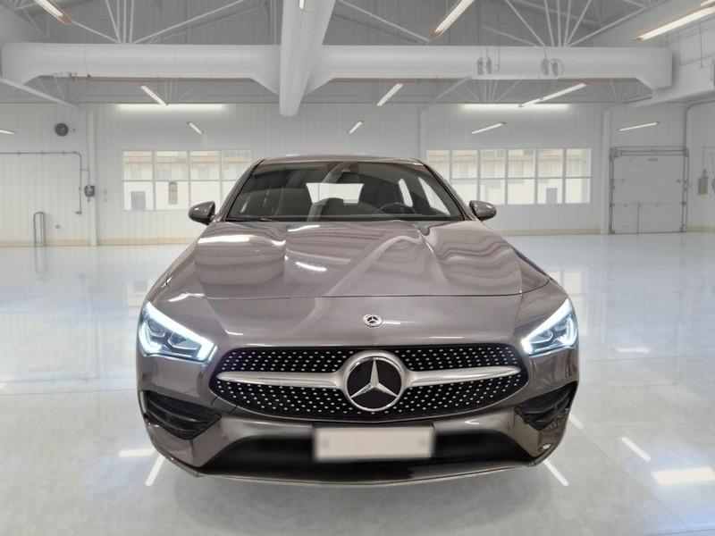 MERCEDES-BENZ CLA 180 Automatic Premium SHOOTING BRAKE