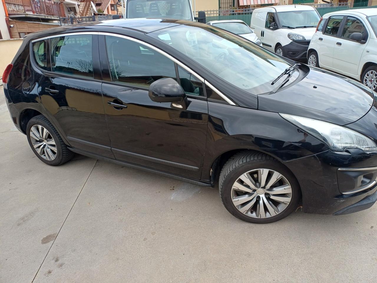 Peugeot 3008 BlueHDi 120 EAT6 S&S Allure