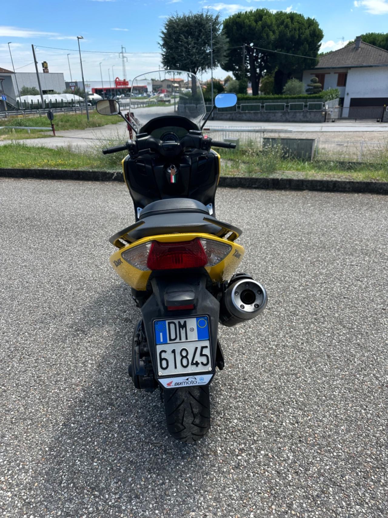 Yamaha Tmax 500