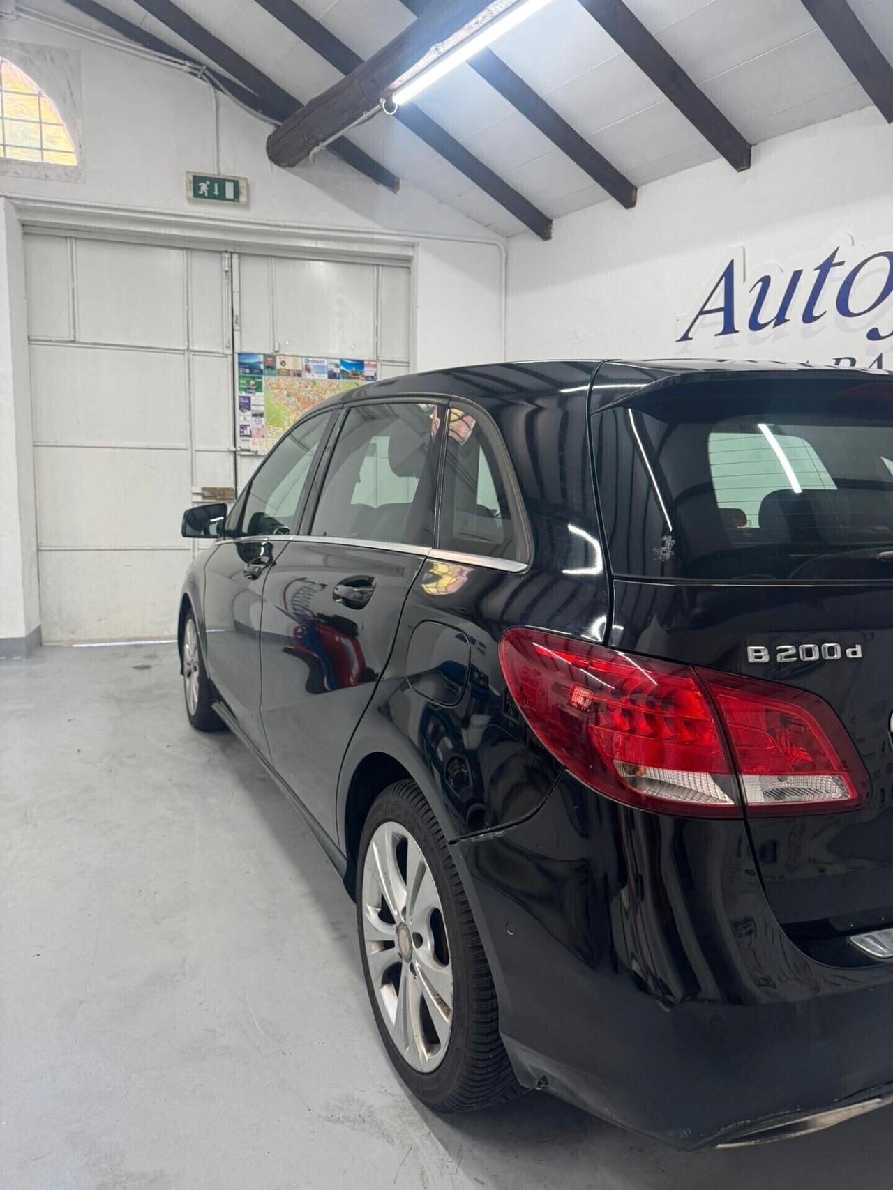 Mercedes-benz B 200 B 200 d Automatic Premium