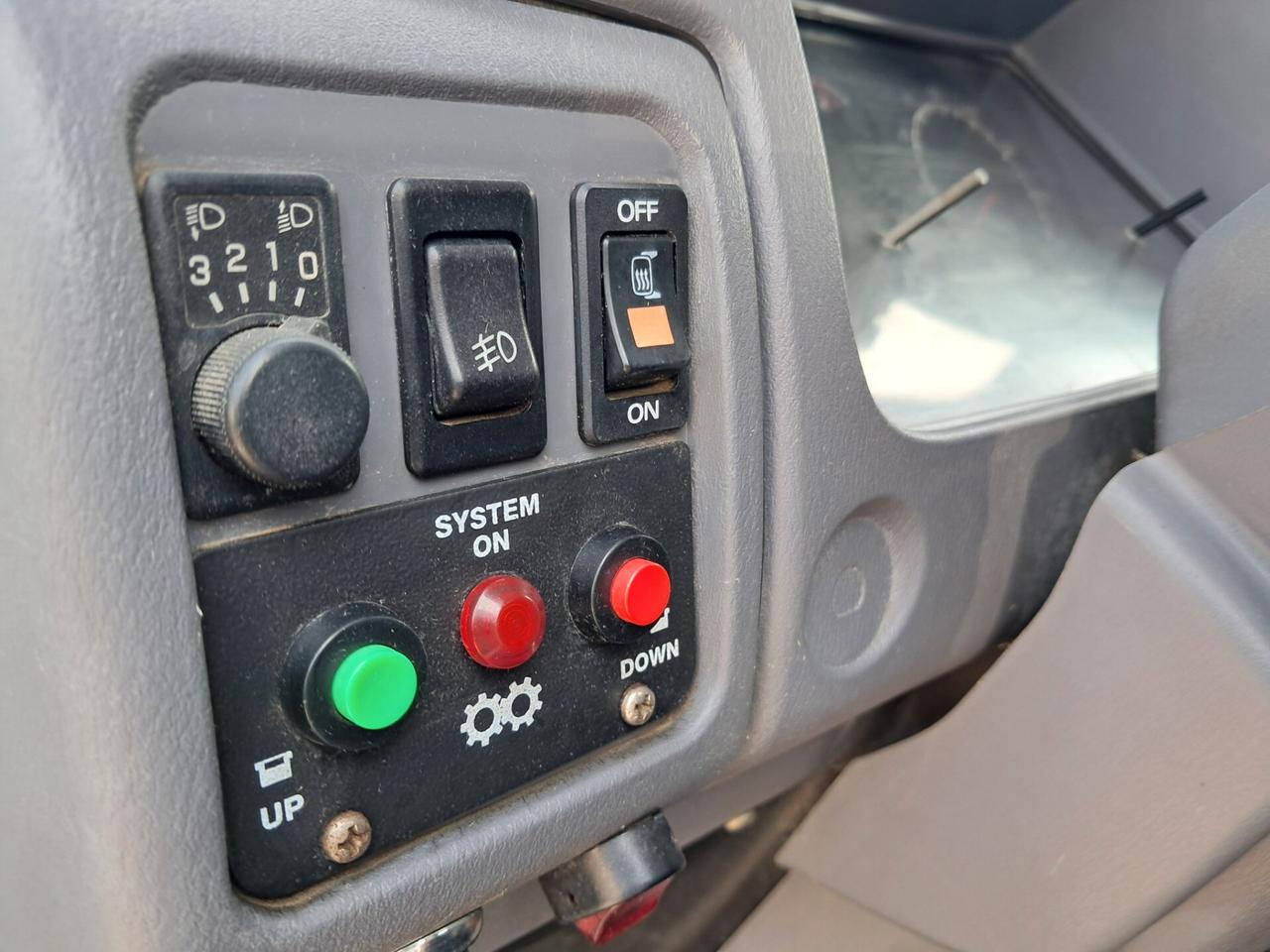 CABSTAR 3.0 RIBALTABILE TRILATERALE