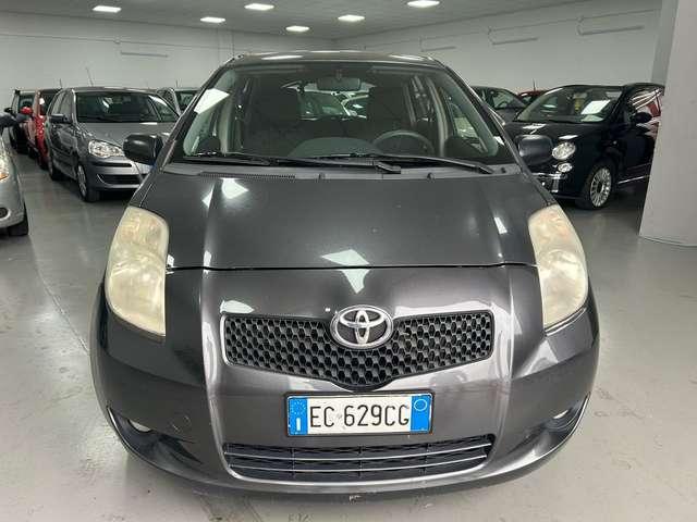 Toyota Yaris Yaris II 2005 5p 1.4 d-4d Now dpf